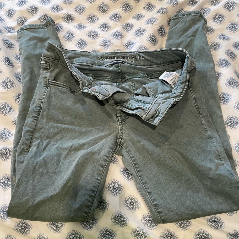 American Eagle Skinny Jeans